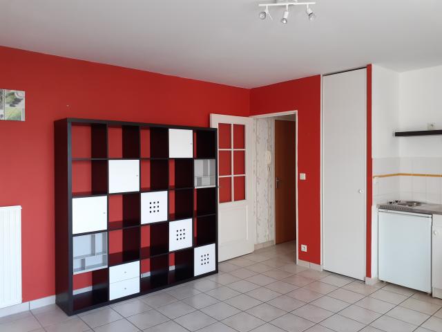 Location studio Rennes - Photo 1