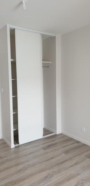 Location maison F6 Savonnieres - Photo 7
