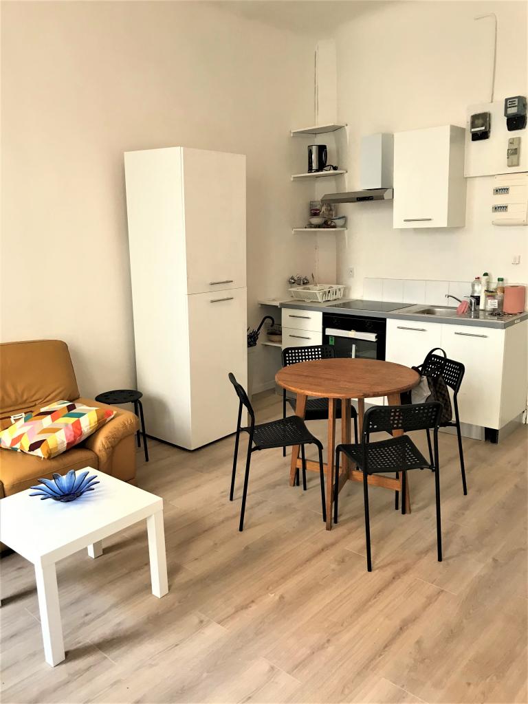 Location chambre Marseille 06 - Photo 1