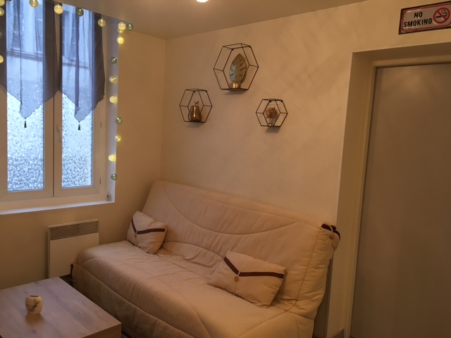 Location appartement T2 Rochefort - Photo 2