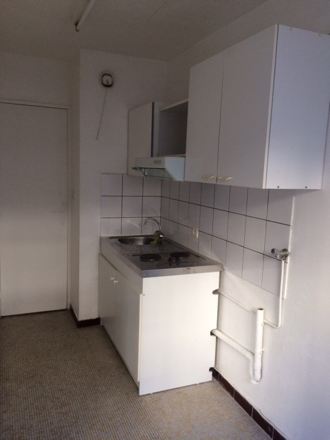 Location appartement T2 Marseille 01 - Photo 3