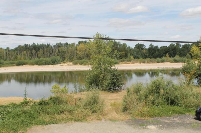 Location appartement T3 Charge - Photo 4
