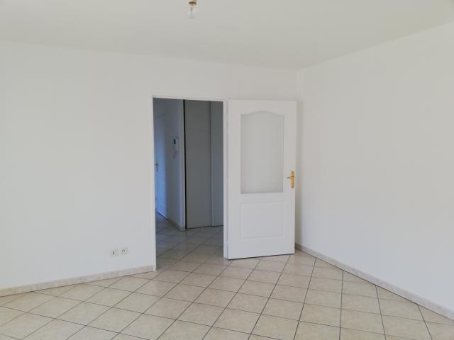 Location appartement T2 Villefranche sur Saone - Photo 2