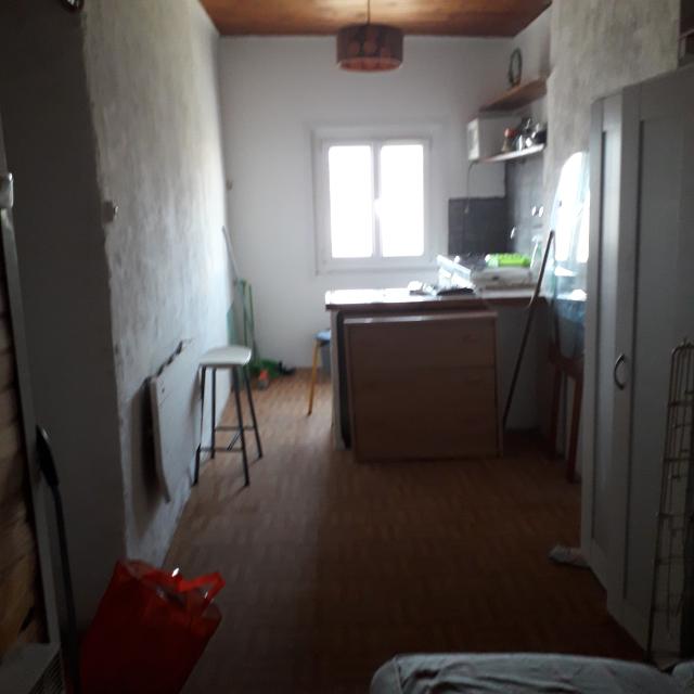 Location studio Marseille 01 - Photo 2