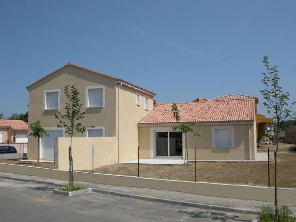 Location maison F5 Romans sur Isere - Photo 1
