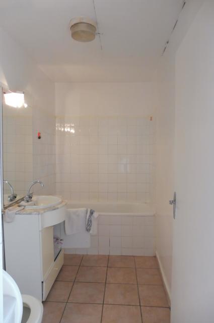 Location appartement T3 Marseille 01 - Photo 2