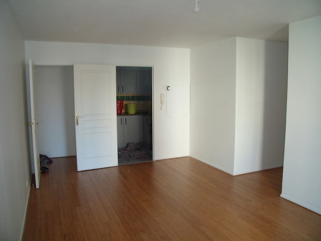 Location appartement T2 Paris 19 - Photo 4