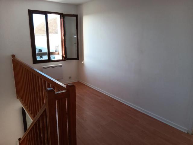 Location maison F4 Cesarville Dossainville - Photo 5