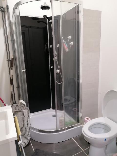 Location studio St Etienne - Photo 4