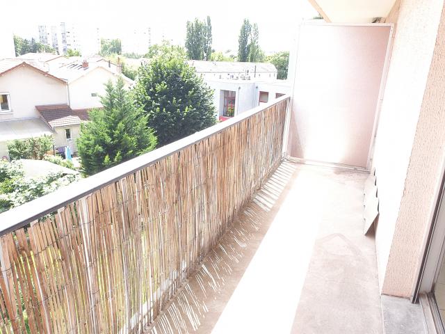 Location appartement T2 Villeurbanne - Photo 2