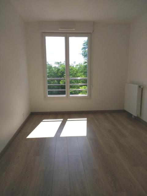Location appartement T3 Corbeil Essonnes - Photo 3