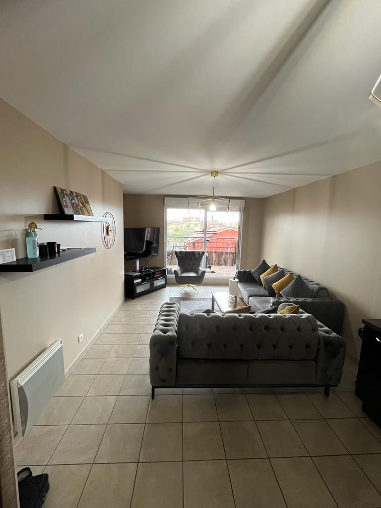 Location chambre Vaulx en Velin - Photo 1