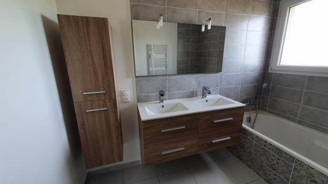 Location maison F5 Bellerive sur Allier - Photo 5