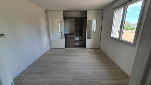 Location maison F5 Bellerive sur Allier - Photo 9