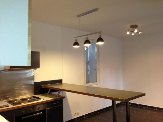Location appartement T2 Marseille 07 - Photo 5