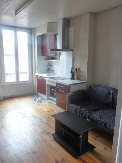 Location appartement T3 St Etienne - Photo 2