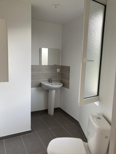 Location appartement T2 Romans sur Isere - Photo 6