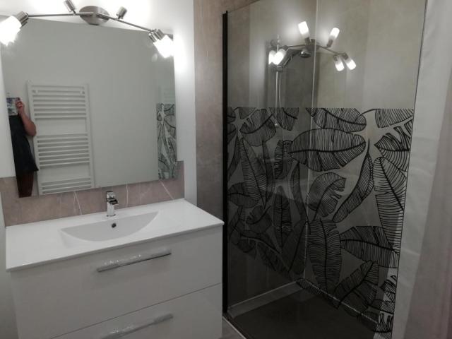 Location maison F6 Le Roc - Photo 4