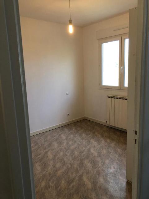 Location maison F4 Laroque Timbaut - Photo 8