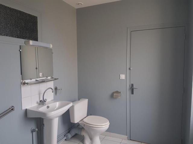 Location appartement T3 Quelaines St Gault - Photo 6