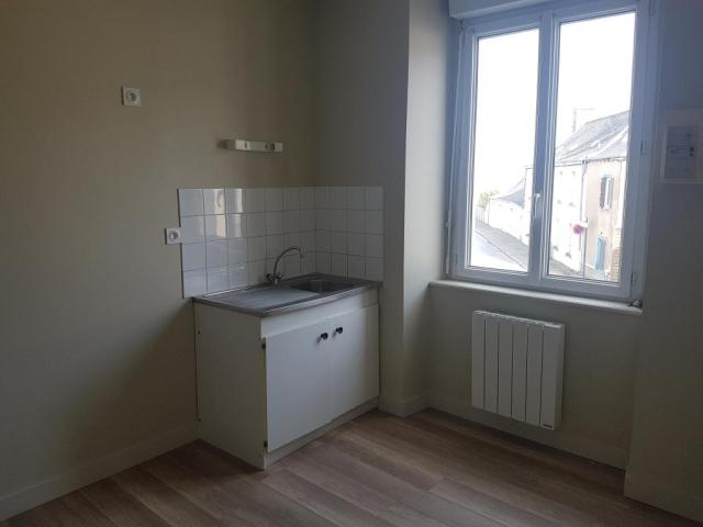 Location appartement T3 Quelaines St Gault - Photo 10