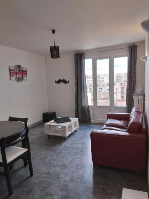 Location appartement T3 Roanne - Photo 2