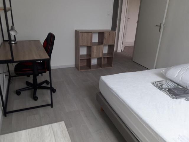 Location appartement T6 Troyes - Photo 4