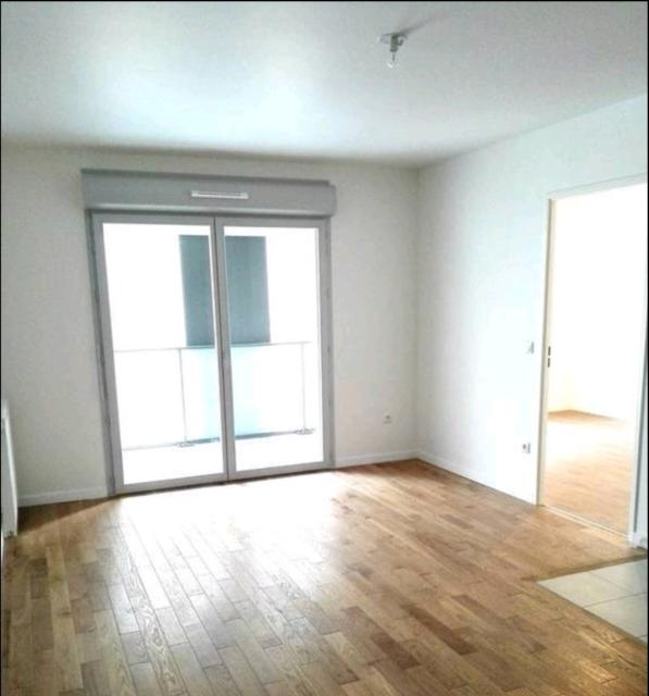 Location appartement T2 Ivry sur Seine - Photo 2