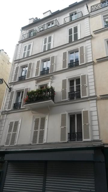 Location appartement T2 Paris 18 - Photo 10