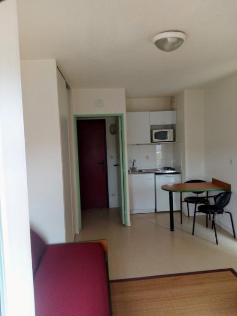 Location appartement T2 St Etienne - Photo 2