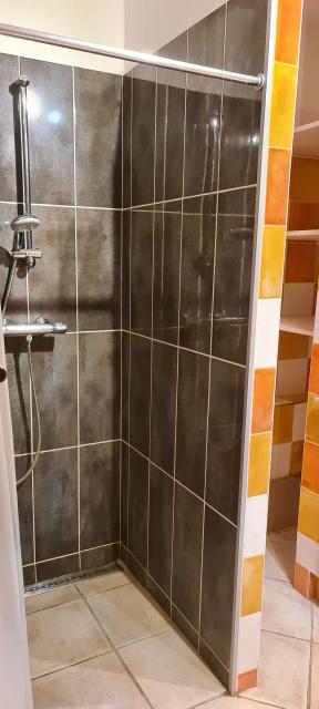 Location appartement T2 Cuges les Pins - Photo 4