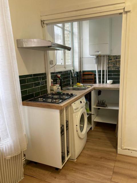 Location Appartement meublé avec cuisine équipée à Ivry sur Seine  750