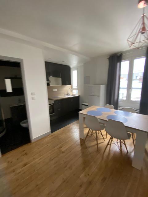Location appartement T2 Paris 18 - Photo 4