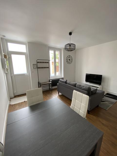 Location maison F2 St Quentin - Photo 1