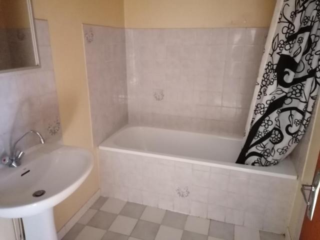 Location appartement T2 Port Ste Marie - Photo 3
