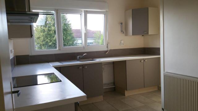 Location maison F6 Anizy le Chateau - Photo 1