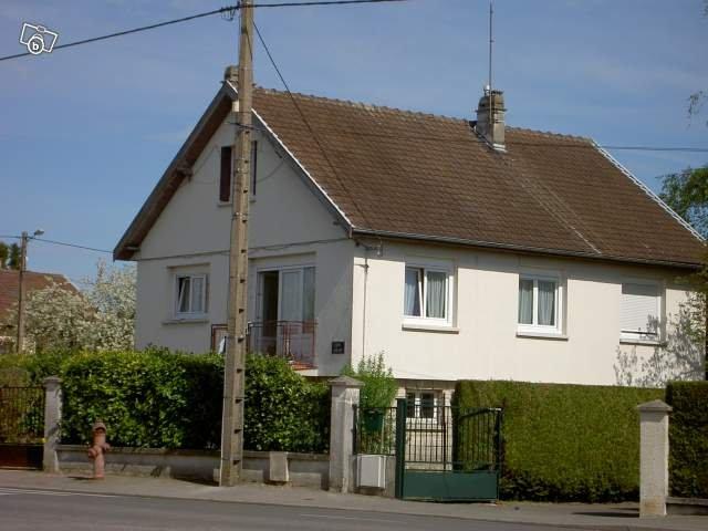Location maison F6 Anizy le Chateau - Photo 2