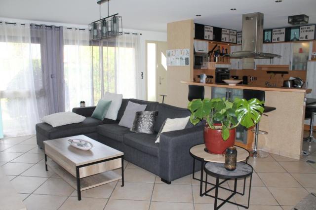 Location maison F7 Leognan - Photo 3