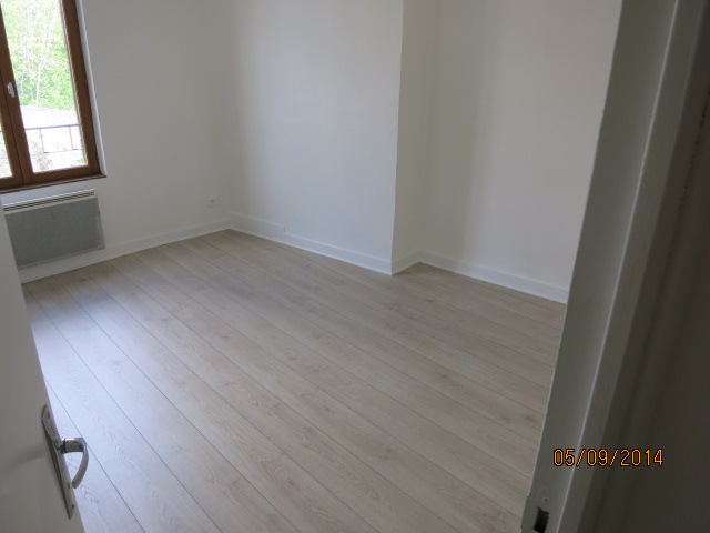 Location appartement T4 Villeneuve sur Yonne - Photo 7