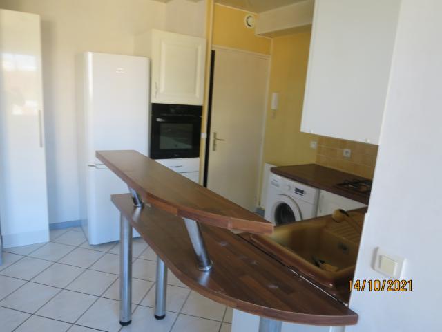 Location appartement T3 St Etienne - Photo 2