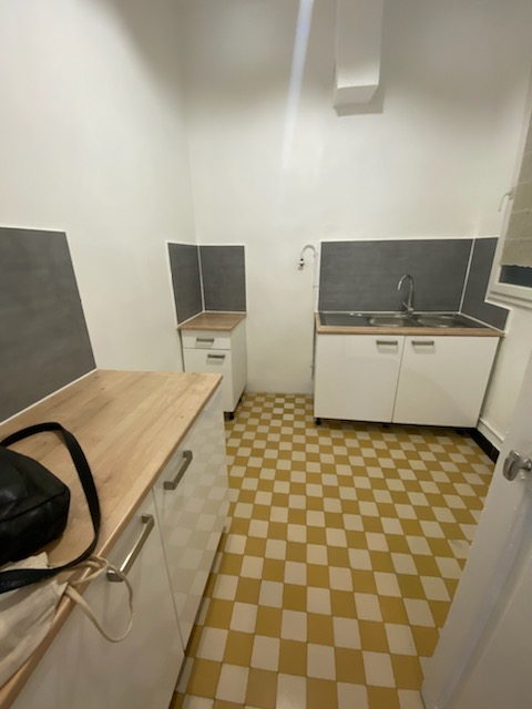 Location appartement T2 Marseille 04 - Photo 1