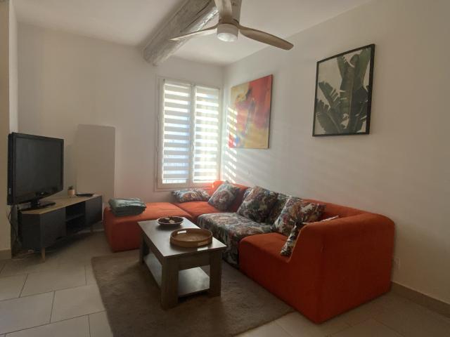 Location maison F3 Nimes - Photo 8