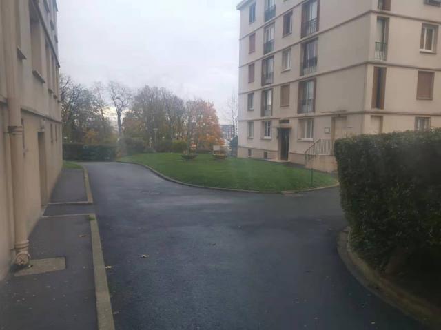 Location appartement T4 Ivry sur Seine - Photo 5