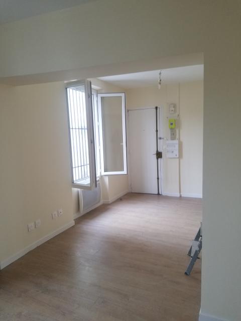 Location appartement T2 St Denis - Photo 1