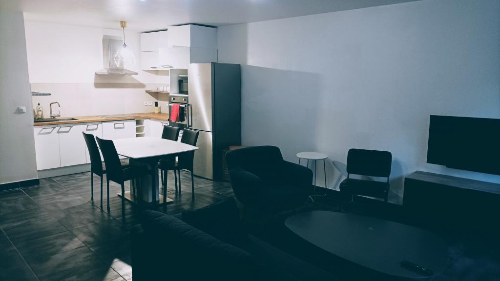 Location chambre Le Bourget - Photo 1