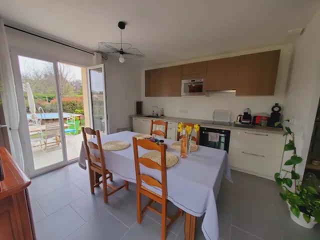 Location maison F4 Aix en Provence - Photo 1