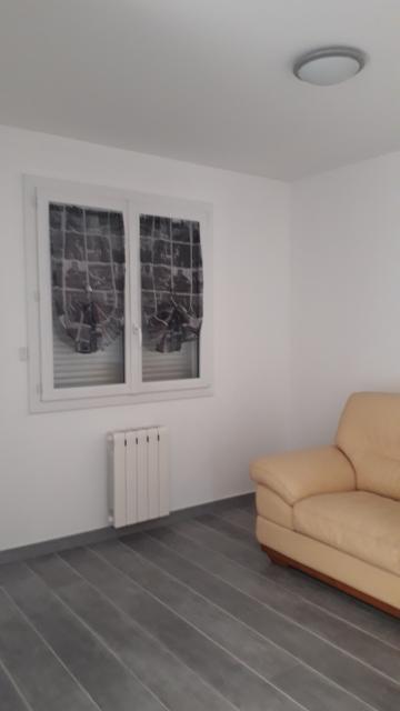 Location appartement T2 Combs la Ville - Photo 3