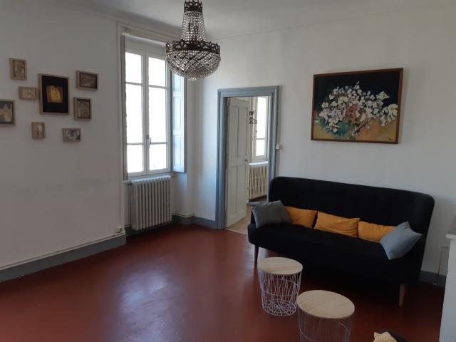 Location appartement T4 Nimes - Photo 1
