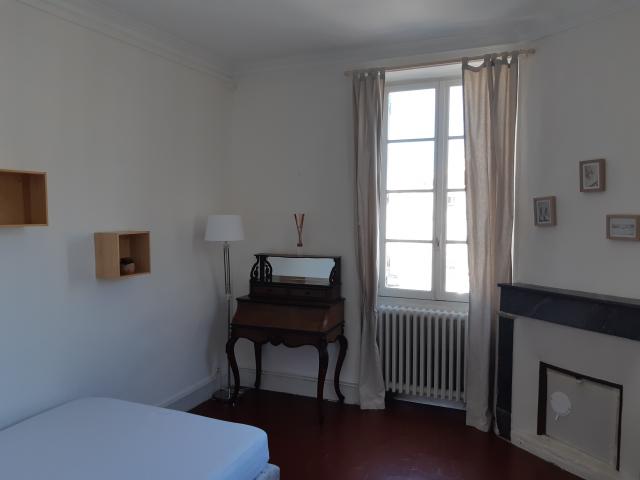Location appartement T4 Nimes - Photo 2