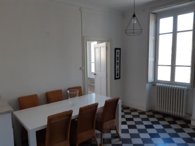 Location appartement T4 Nimes - Photo 4
